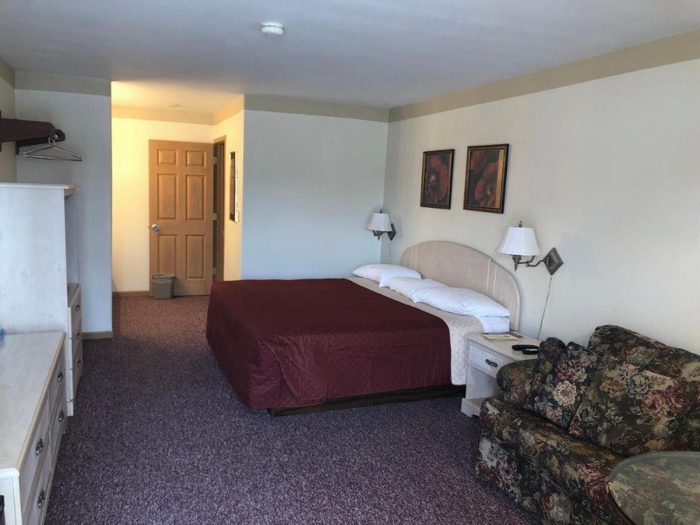 Room image 3